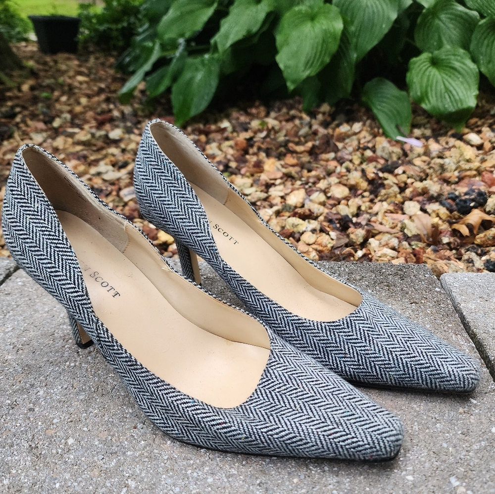 KAREN SCOTT HERRINGBONE PUMPS